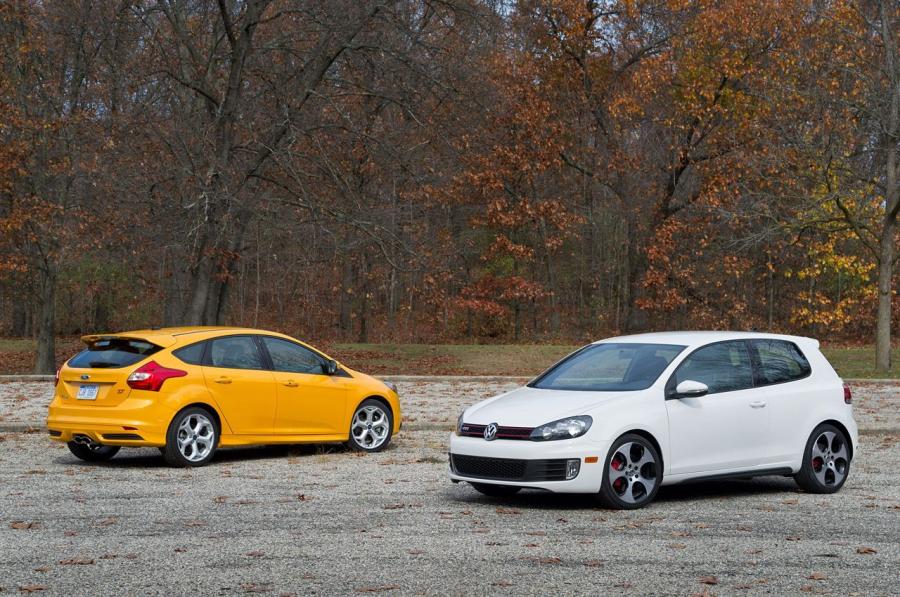  Ford Focus ST 2013 года  (фото 41 из 92)